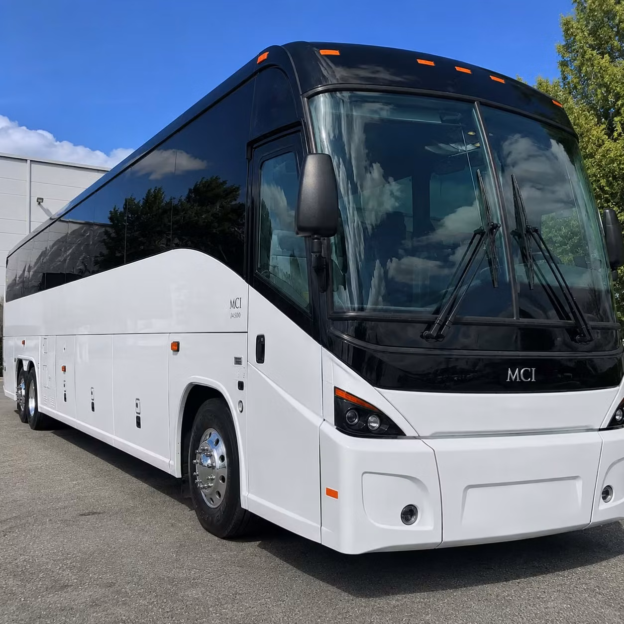 long distance charter bus rentals for virginia beach military groups