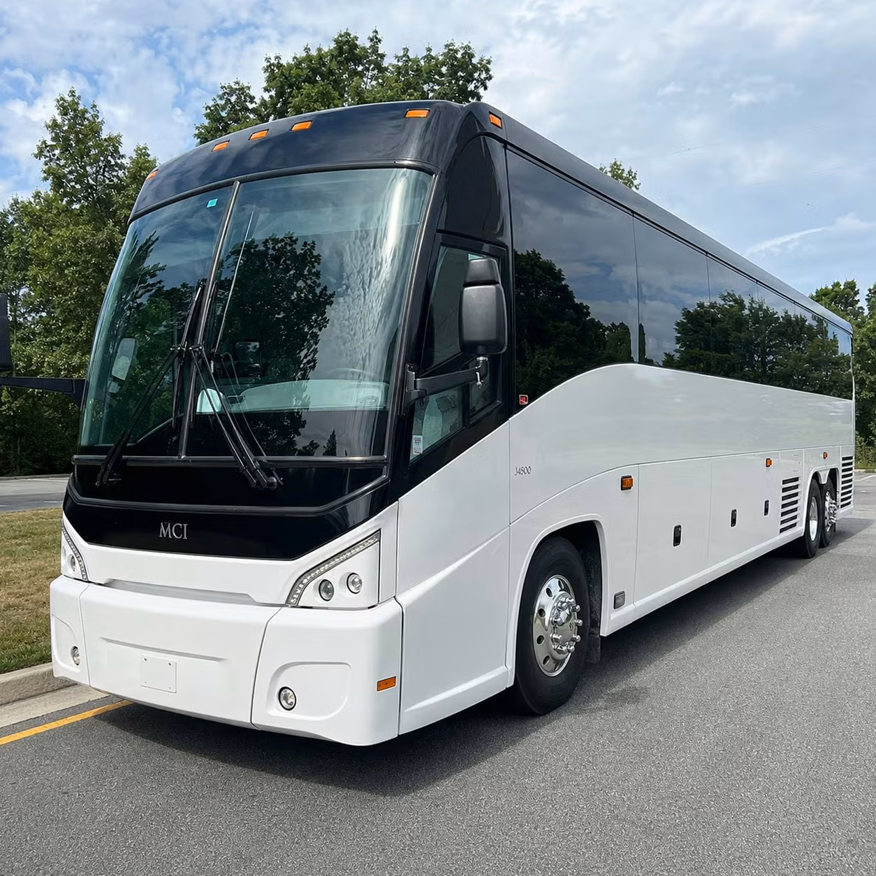 you can find and book long distance transportation in virginia beach and any nearby city